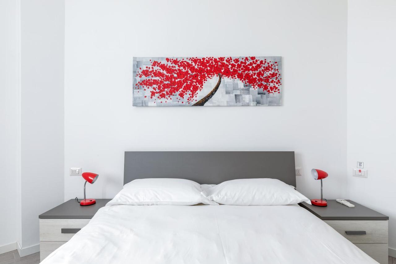 Piazza De Angeli M1 Comfortable Flat With Balcony Milano Exteriör bild